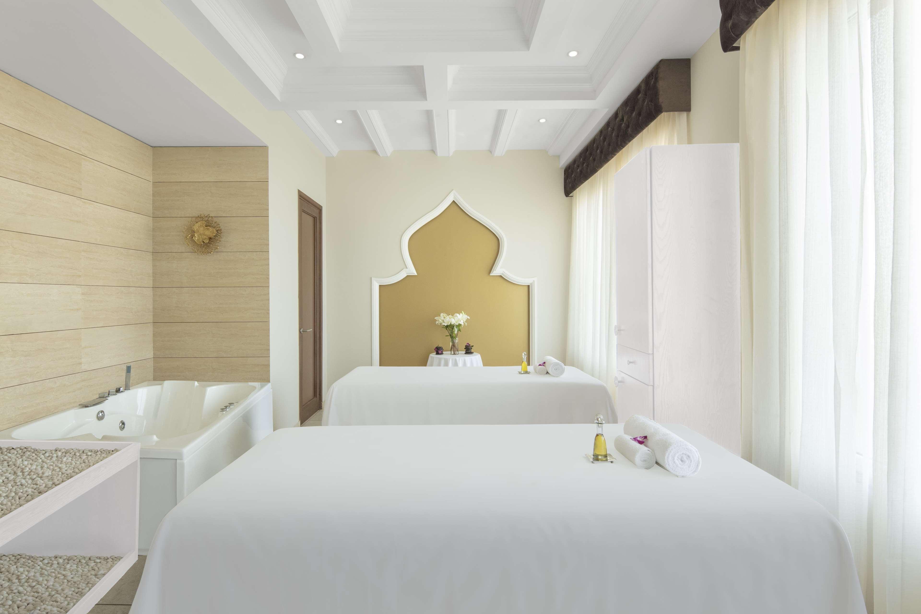 Radisson Chandigarh 5* Zirakpur