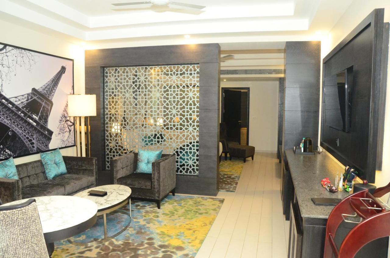 Hotel Radisson Chandigarh Zirakpur